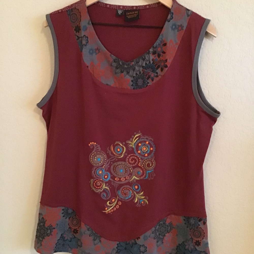 NWOT - Lunieva Nepalese top